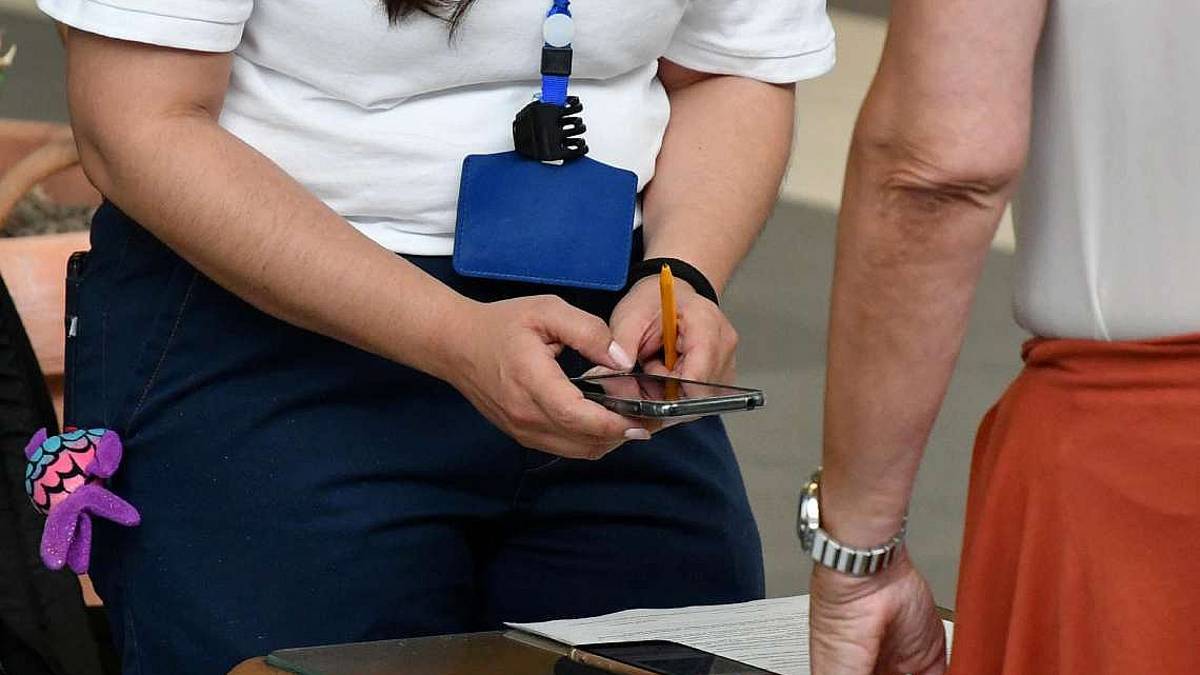 Lettera choc di una maestra no vax ai bambini: insorgono i medici