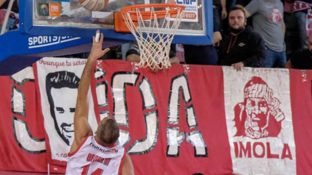 Basket B, Bedetti: RivieraBanca, piedi per terra