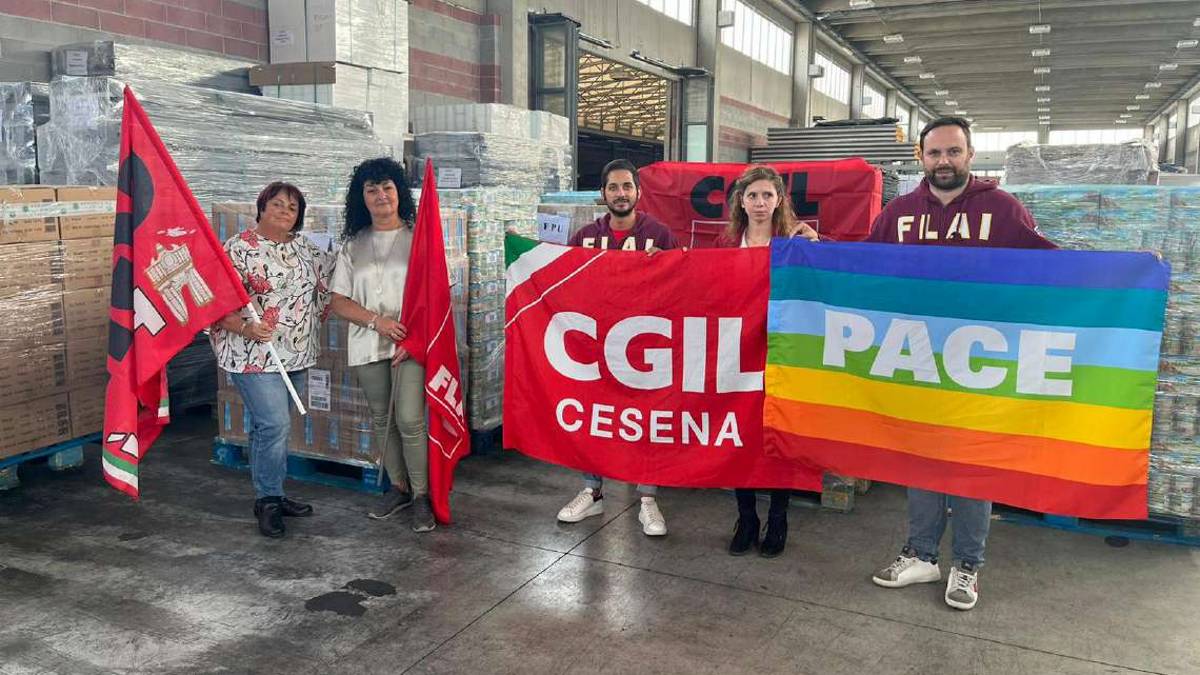 Papa Giovanni XXIII e Cgil Cesena: nuovi aiuti verso l'Ucraina