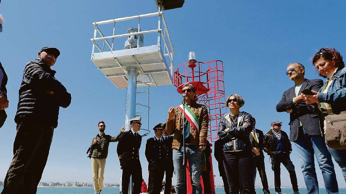 Rimini. Nautofono rotto, i pezzi devono arrivare dall'estero