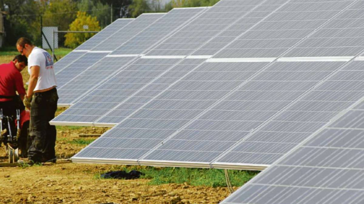 Cesenatico, pannelli solari sull'ex discarica per energia di gruppo
