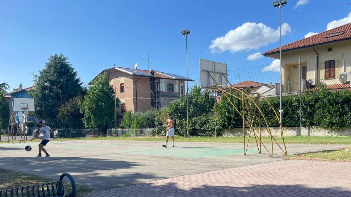 Cesena: danni e furti al campo da basket del Gp Vigne