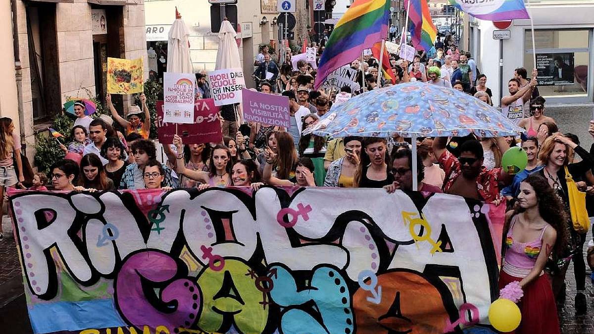 Imola, Rivolta gaya: oggi in corteo per sostenere il ddl Zan