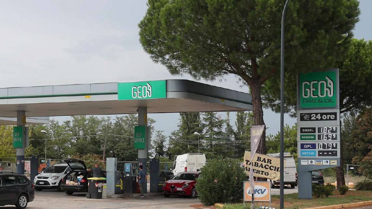 Ravenna. Fuga dal metano, rischio chiusura per i distributori