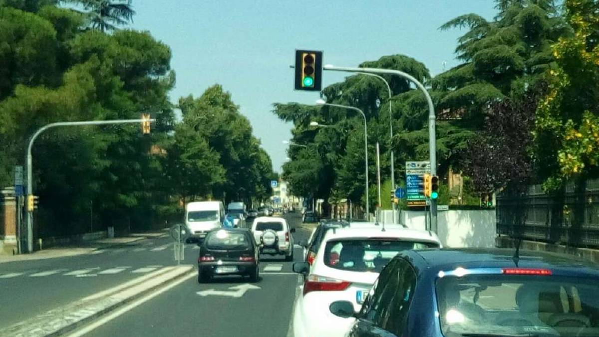Imola, arriva il photored all'incrocio tra via Marconi e via Veneto
