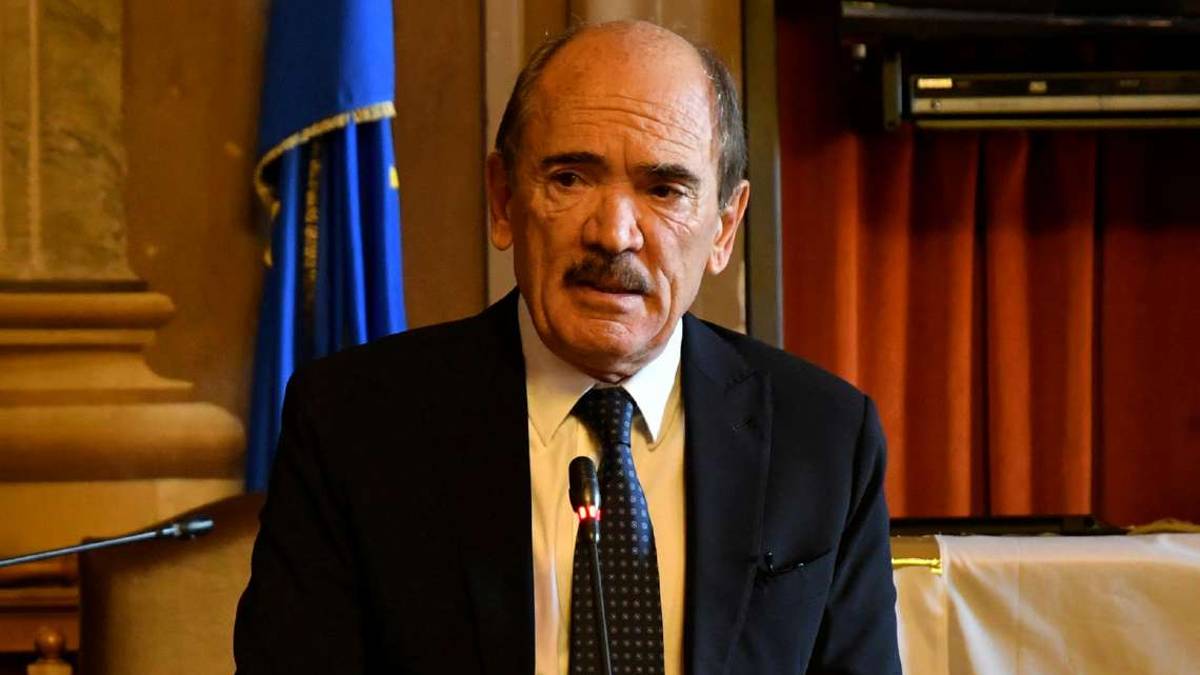 Forlì. L'ex procuratore antimafia capolista per il M5S