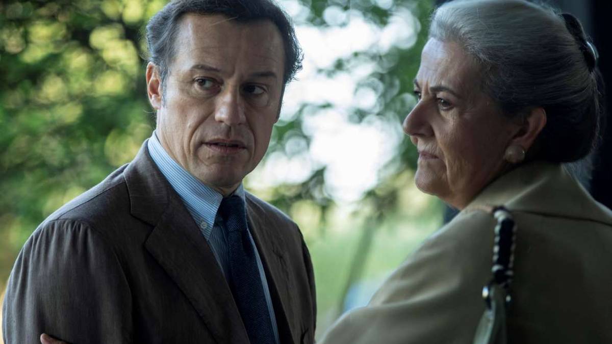 Stefano Accorsi protagonista di Vostro onore in tv