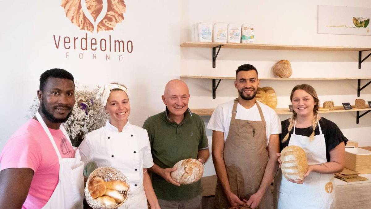 Dal mondo all'Appennino per fare il pane al forno Verde Olmo