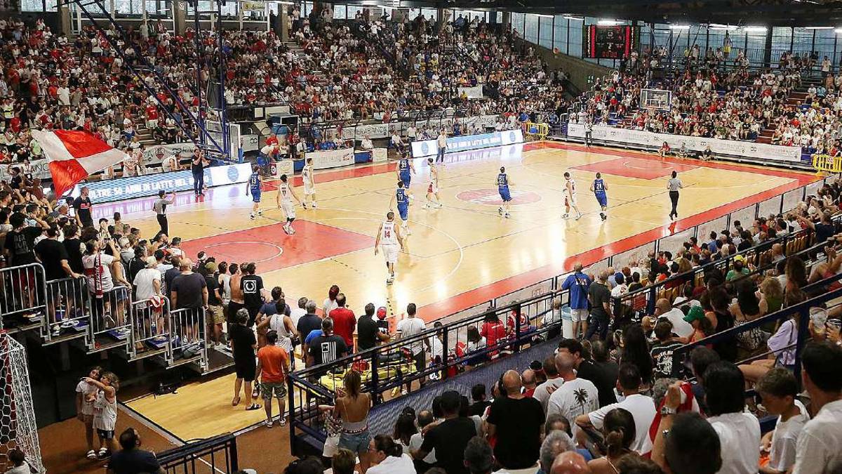 Basket, la notte del Flaminio: Rbr scansa Roseto e vola in A2