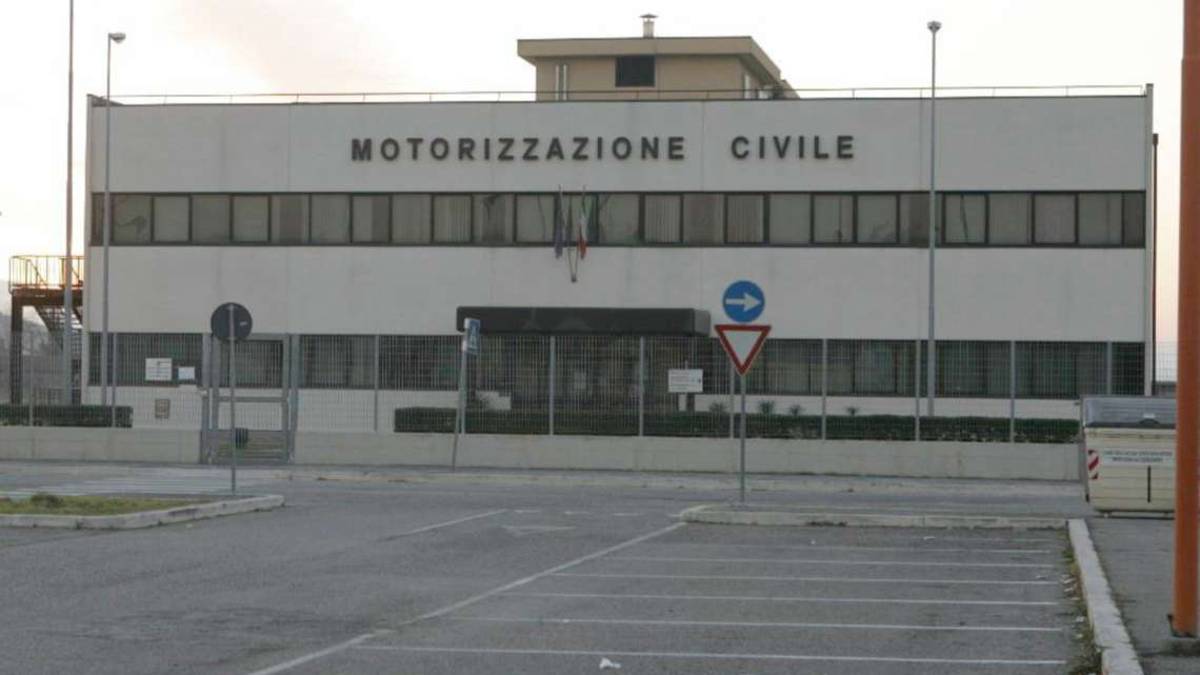 Cesena: Tempi biblici per i documenti della Motorizzazione