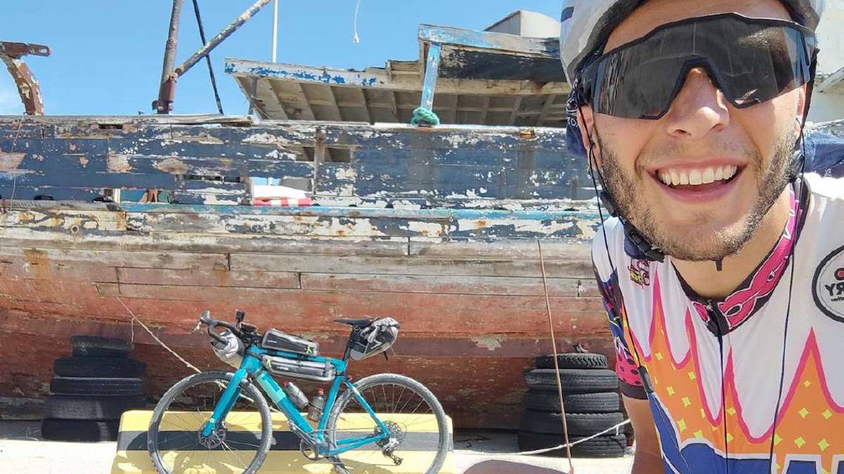 Riccione. L'impresa in bici di D'Emilio: docufilm per sostenere Ior