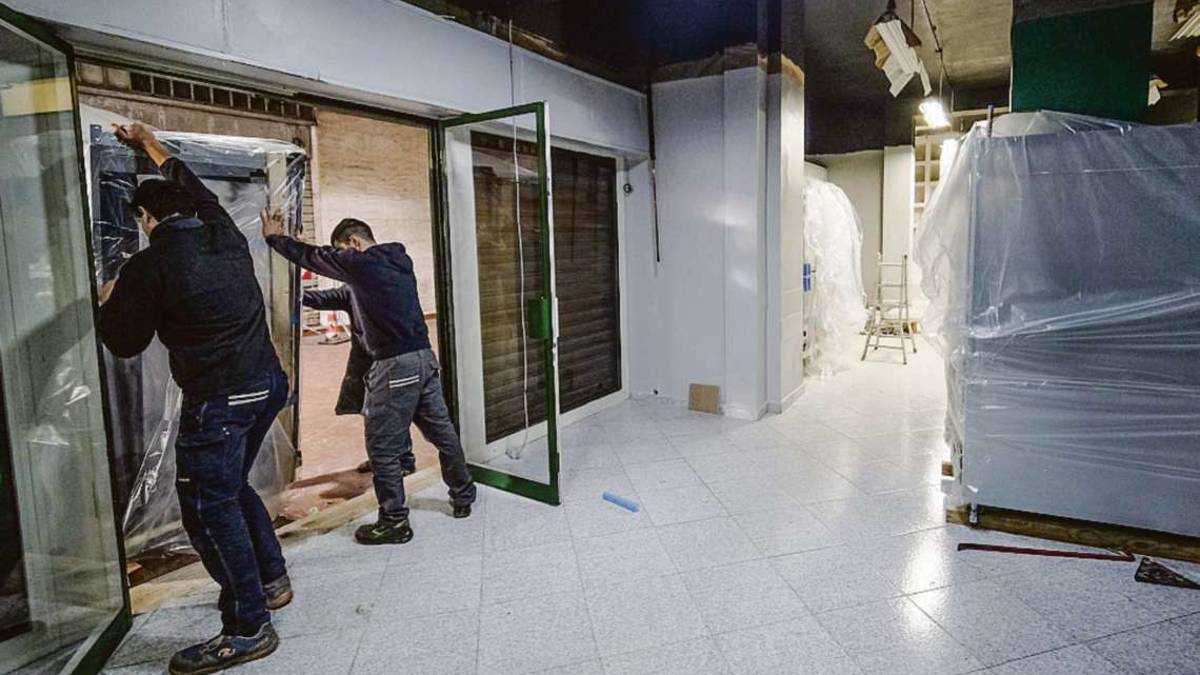 Rimini, al grattacielo il supermercato Carrefour