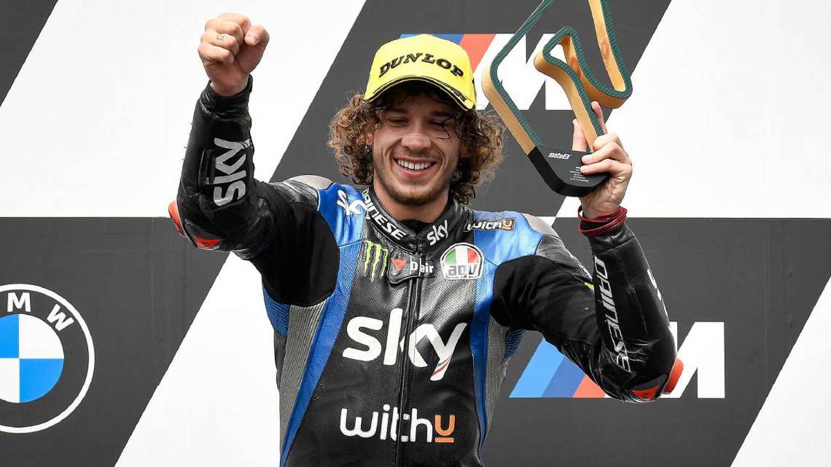 Moto2, la prima volta di Bezzecchi: Ho pianto come un bambino