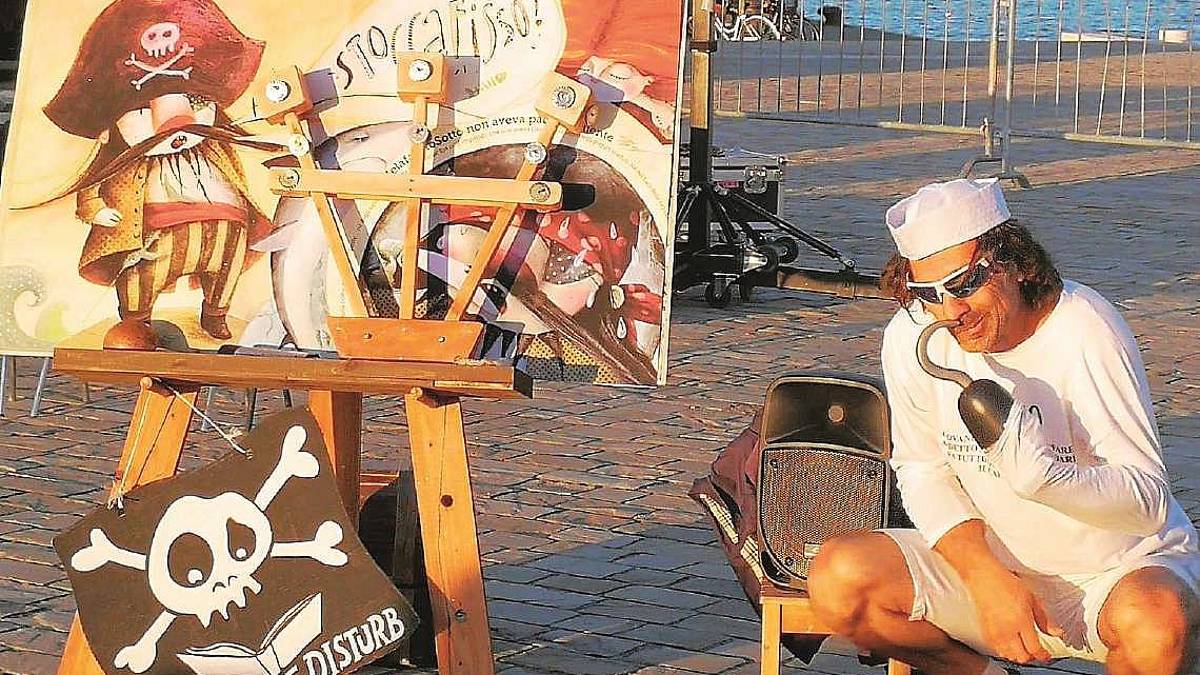 Cesenatico, i pescatori riscaldano l'inverno dei senzatetto