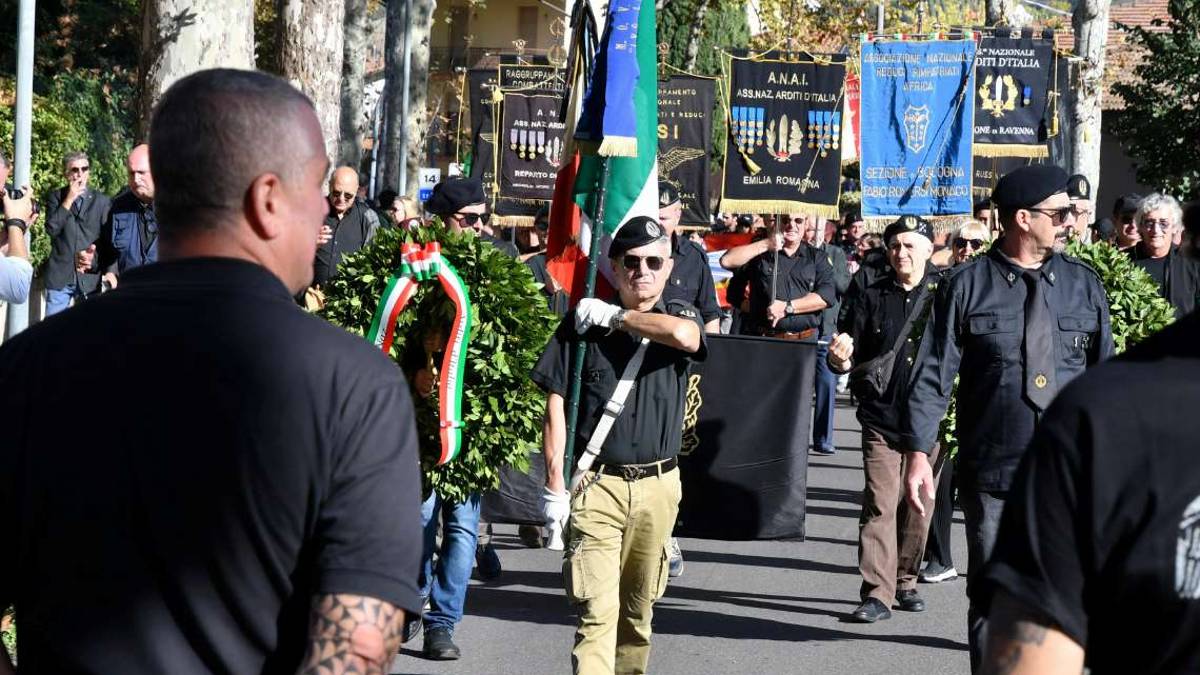 Predappio. La mia maglietta Auschwitzland? Era una protesta contro chi lucra sui quei posti