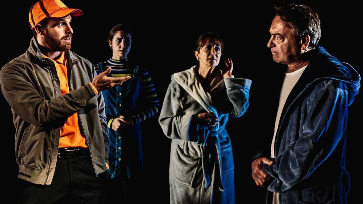 La metamorfosi di Lenton al teatro Bonci