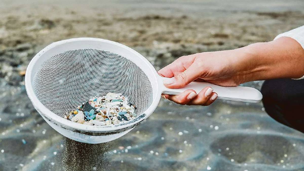 Quanta plastica respiriamo? Uno studio spiega i danni