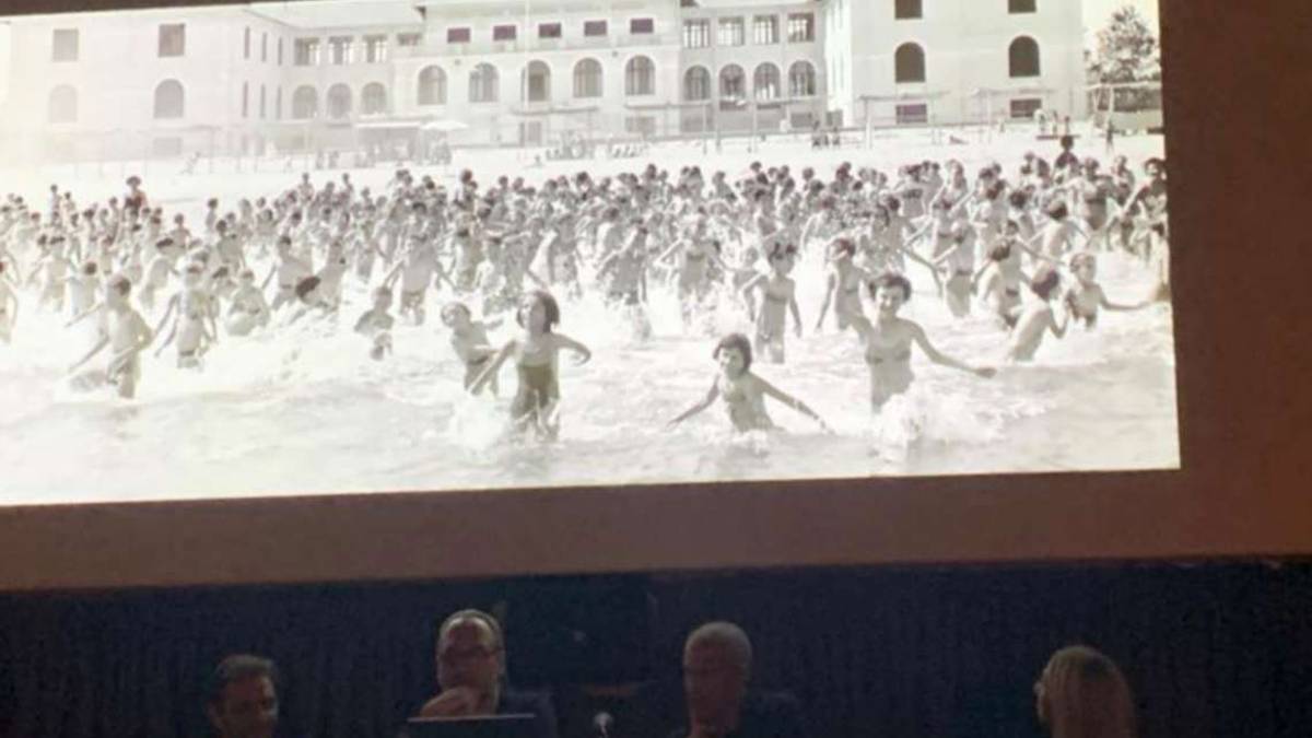 Rimini, via i vincoli dalle colonie, eliminiamo il degrado