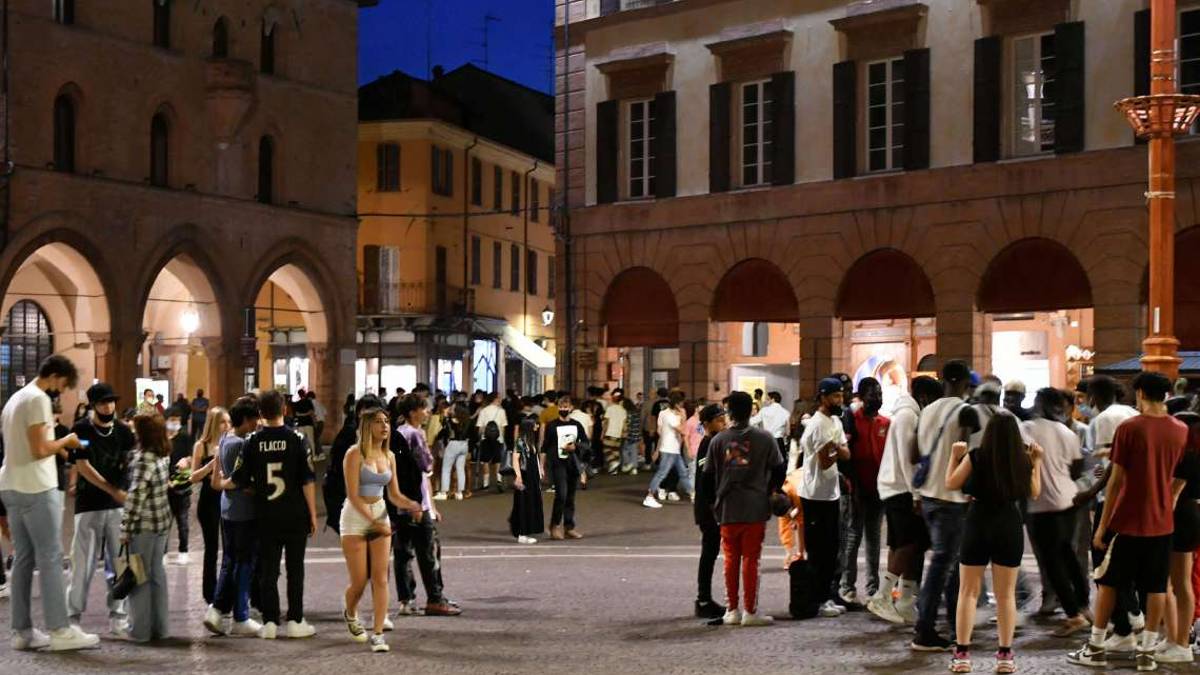 Forlì, il centro si anima il mercoledì sera