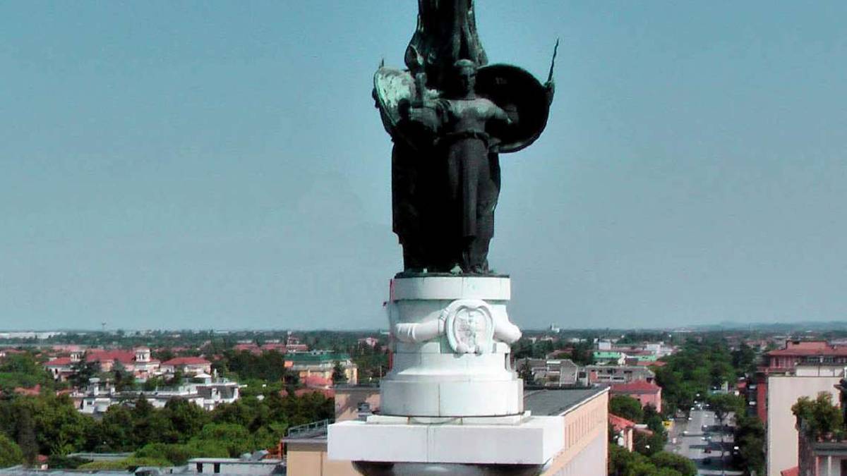 Forlì. Piazzale della Vittoria, via al restauro del monumento
