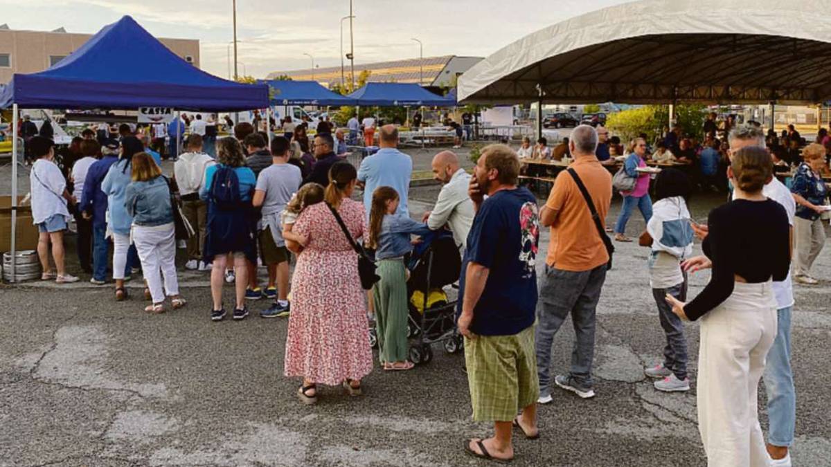 Cesenatico, in 2.500 alla festa per la bimba malata