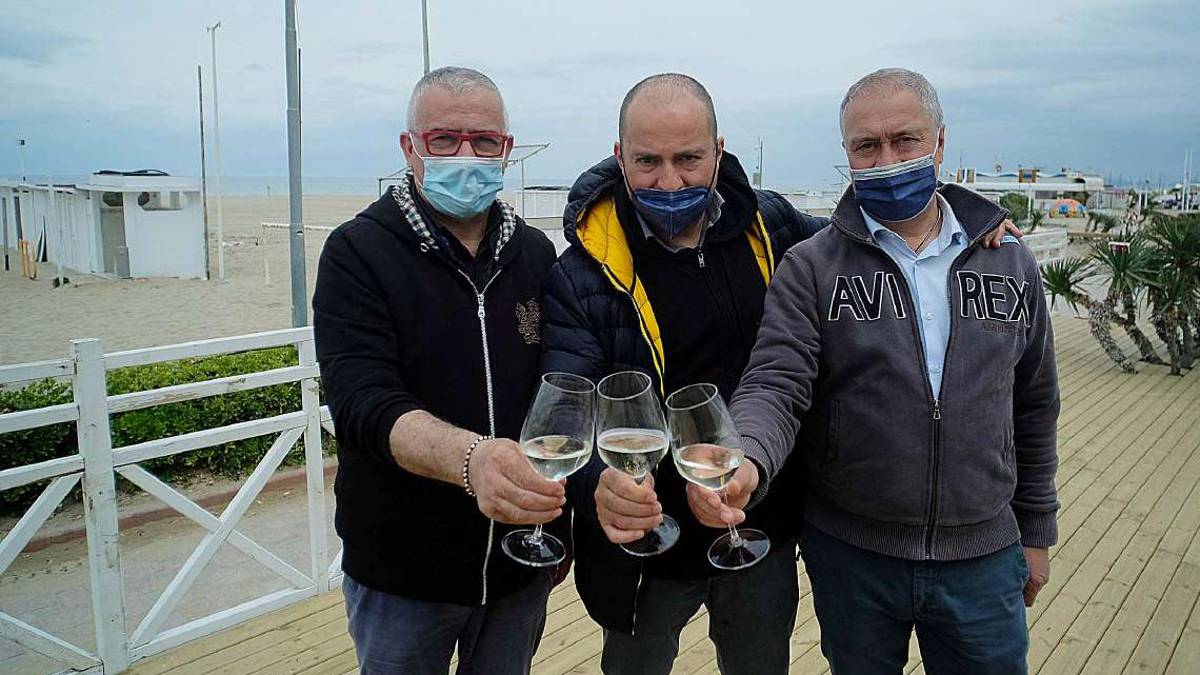 Rimini. Ristoranti: cene aziendali azzerate, incognita Capodanno