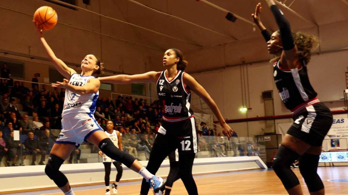 Basket A1 donne, la Virtus è troppo forte per la E-Work