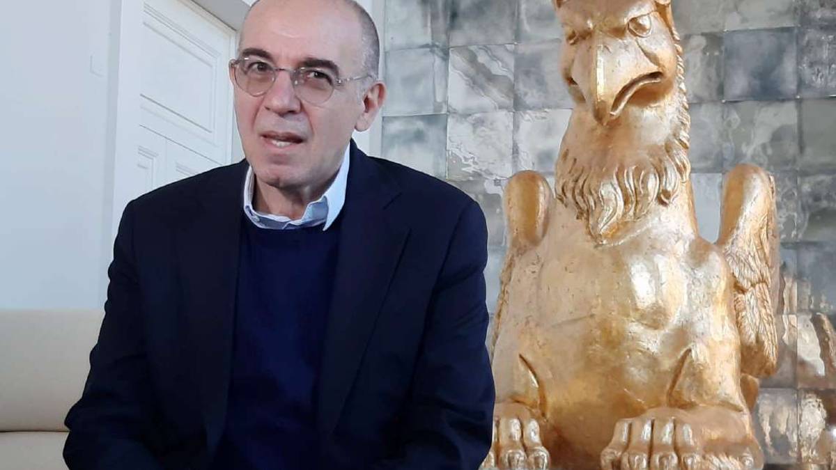Un emozionato Tornatore premiato al teatro Galli