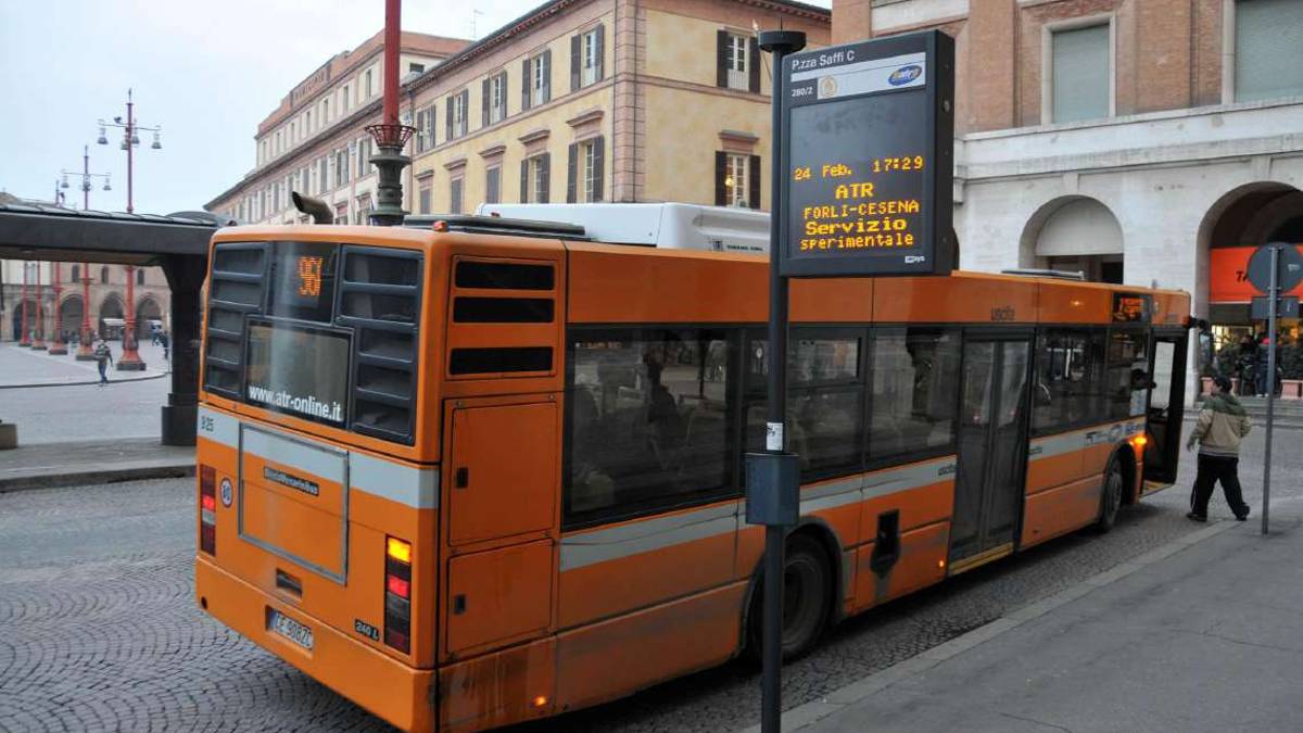 Forlì. Bus, salgono a 242 le fermate accessibili ai disabili