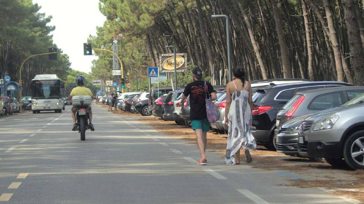 Ravenna, il parcheggio nei lidi si pagherà dalle 9 del venerdì
