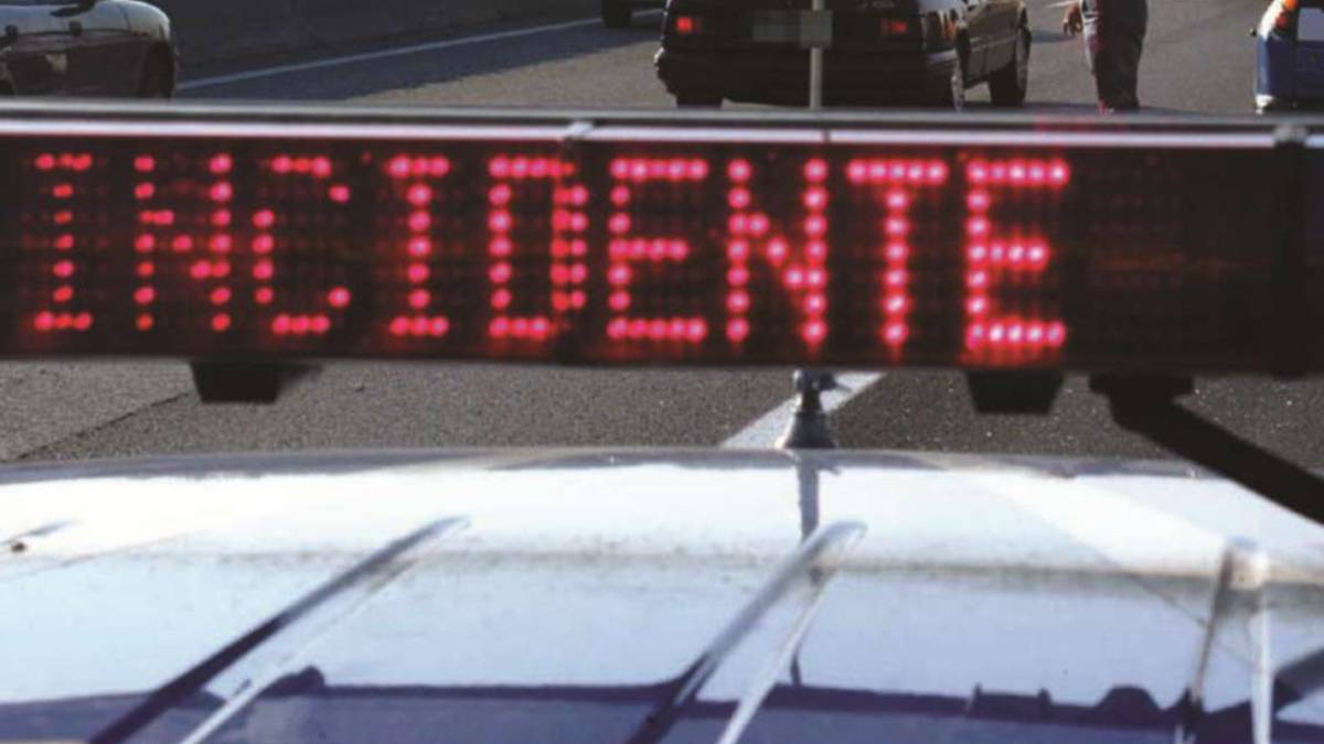Ravenna, contromano sull'A14. Tragedia evitata da pompiere eroe