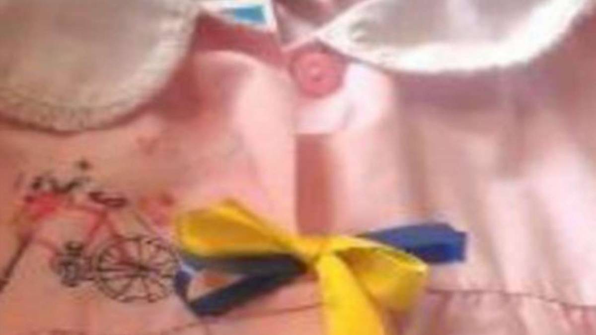 San Mauro, a scuola minuto di silenzio e fiocco giallo azzurro