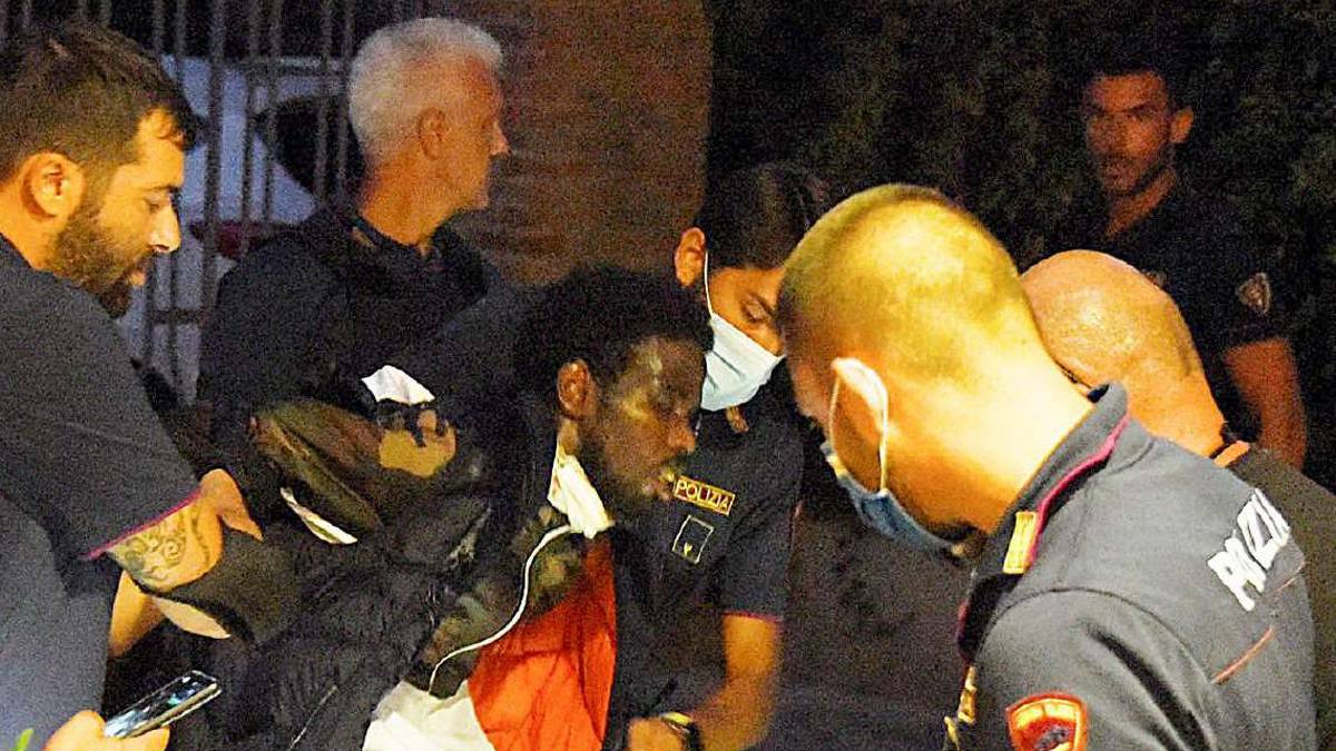 Rimini, il primo giorno di scuola per il bimbo ferito alla gola
