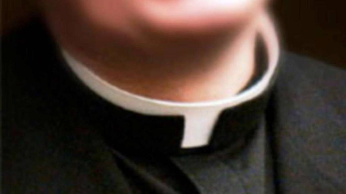 Lugo, stalking al sacerdote. I parrocchiani: Era angosciato