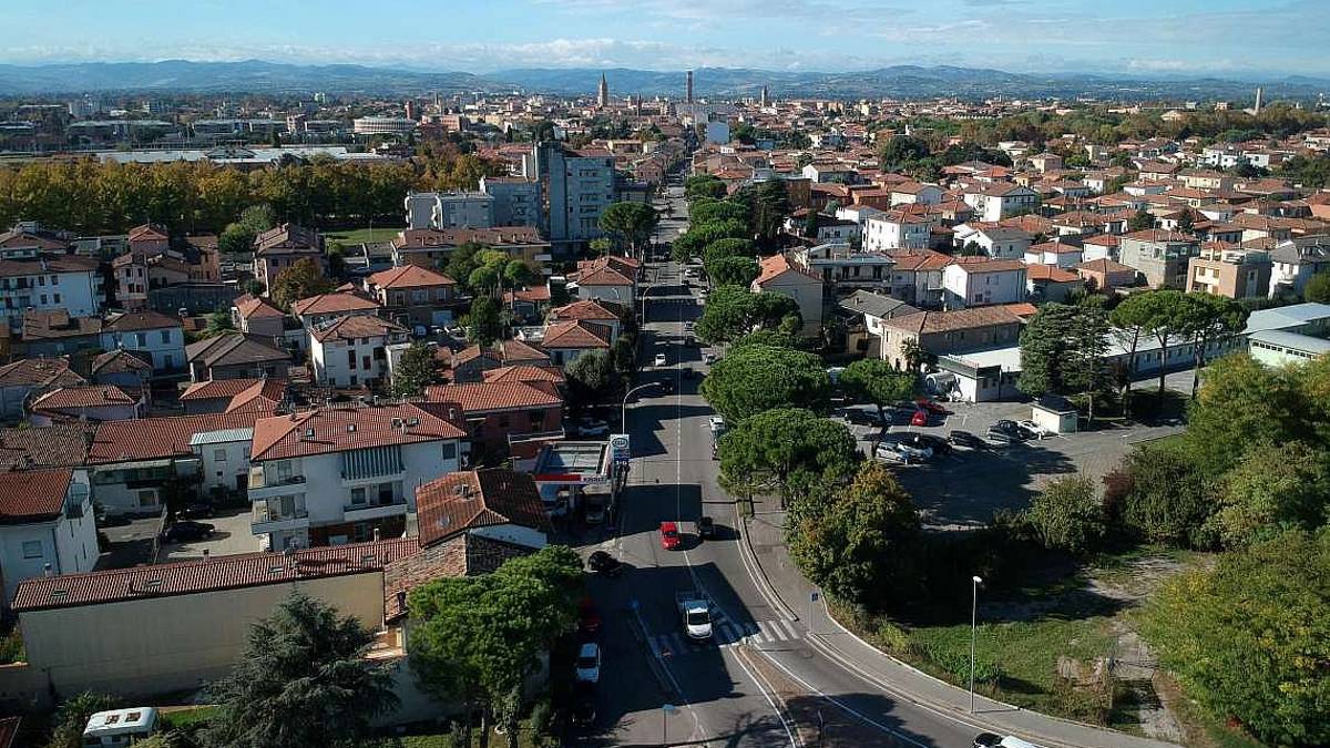 Forlì, i quartieri al voto in autunno