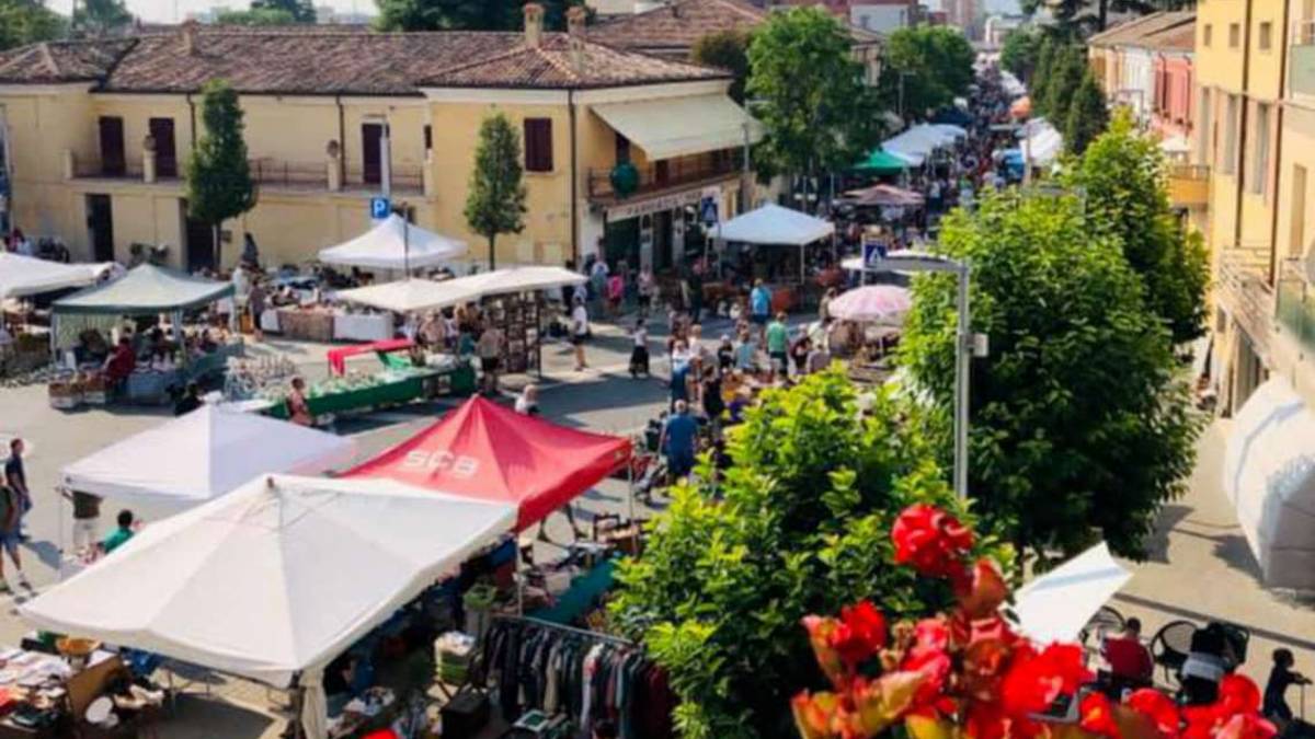 Il Giro d'Italia fa anticipare la Mostrascambio di Gambettola