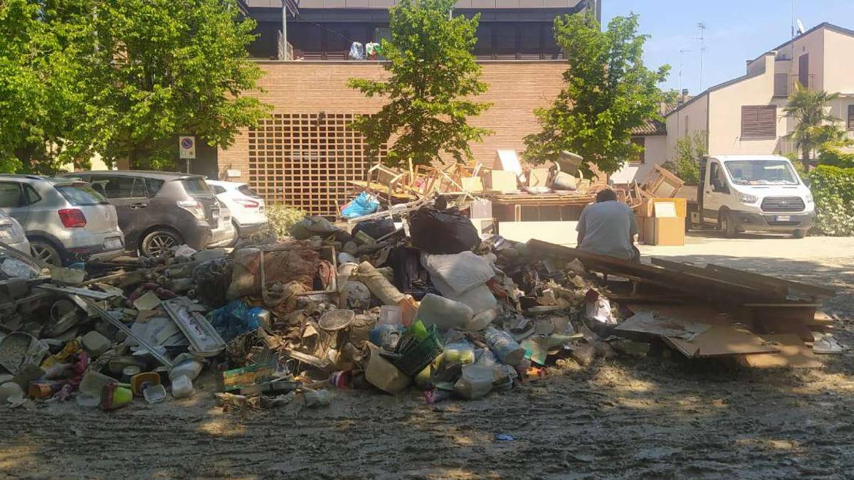 Faenza, il racconto dei superstiti: Salvati per un soffio