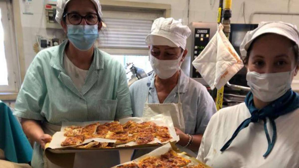 Riccione. Il Comune assume due cuochi: si presentano in cento