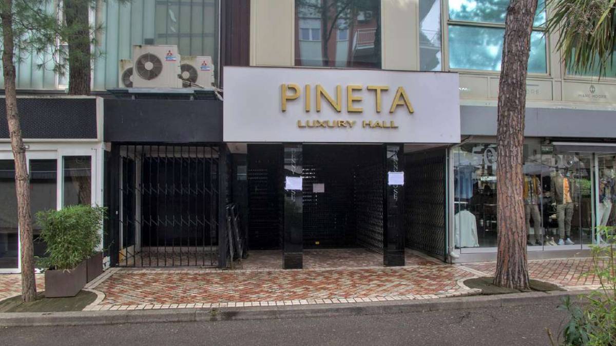 Il Pineta di Milano Marittima allo stilista Roberto Cavalli