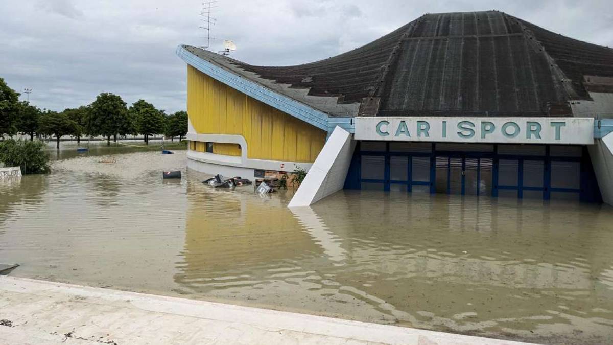 Basket A2, Carisport di Cesena sott'acqua: l'OraSì cerca casa