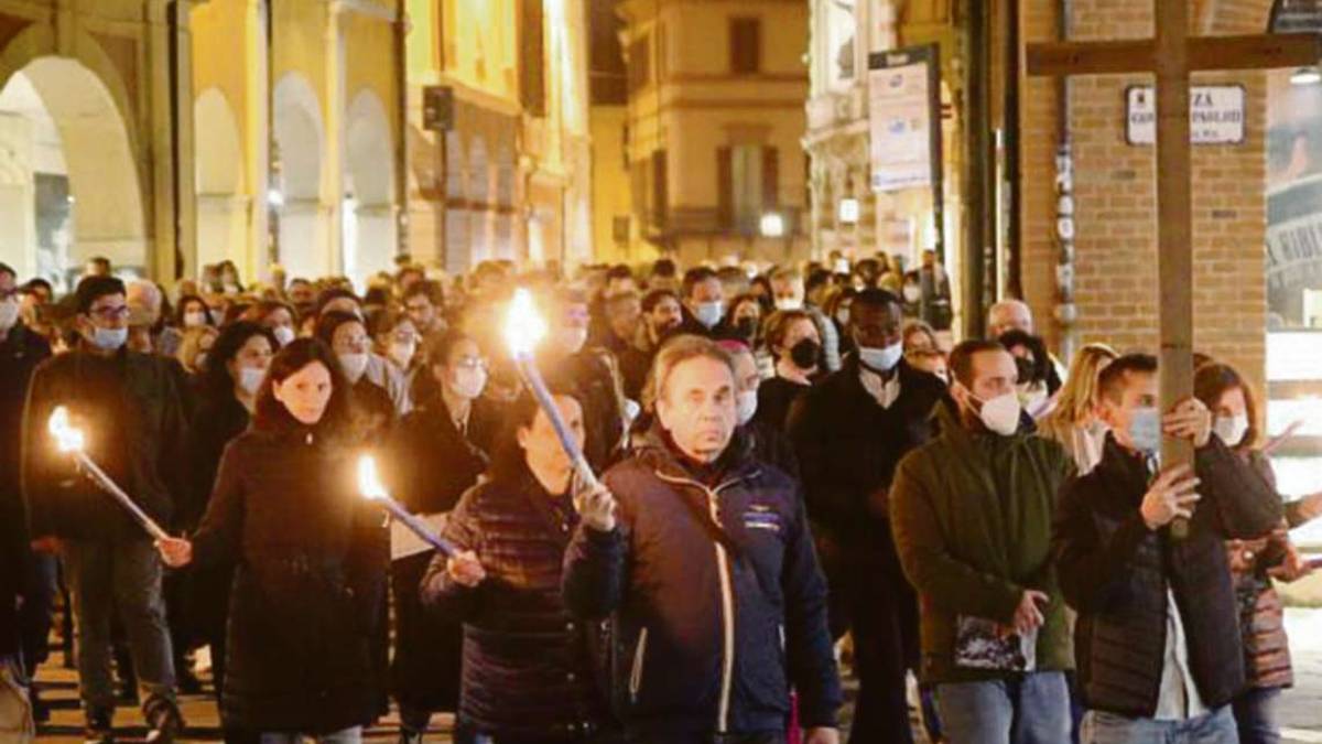 Cesena, Via Crucis dopo due anni di stop, senza cenni all'Ucraina