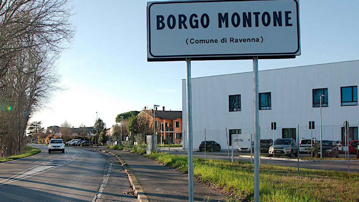 Ravenna, entro due mesi il medico a Borgo Montone
