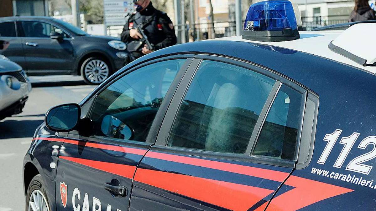 Riccione. Segnalava Bomboloni caldi, erano Rolex da rapinare
