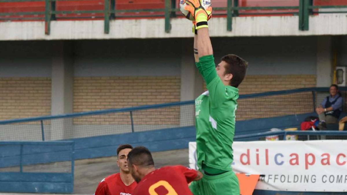 Calciomercato, Ravenna abbandona Tomei: per la porta spunta Merelli