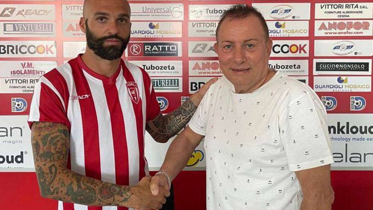 Calcio D, Forlì avanti con Pera: Un leader vero