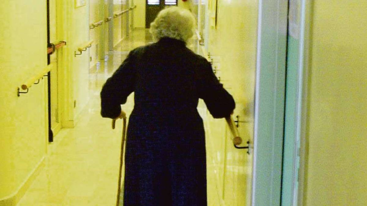 Rimini. A 81 anni fugge dalla Rsa: Voglio riavere la libertà