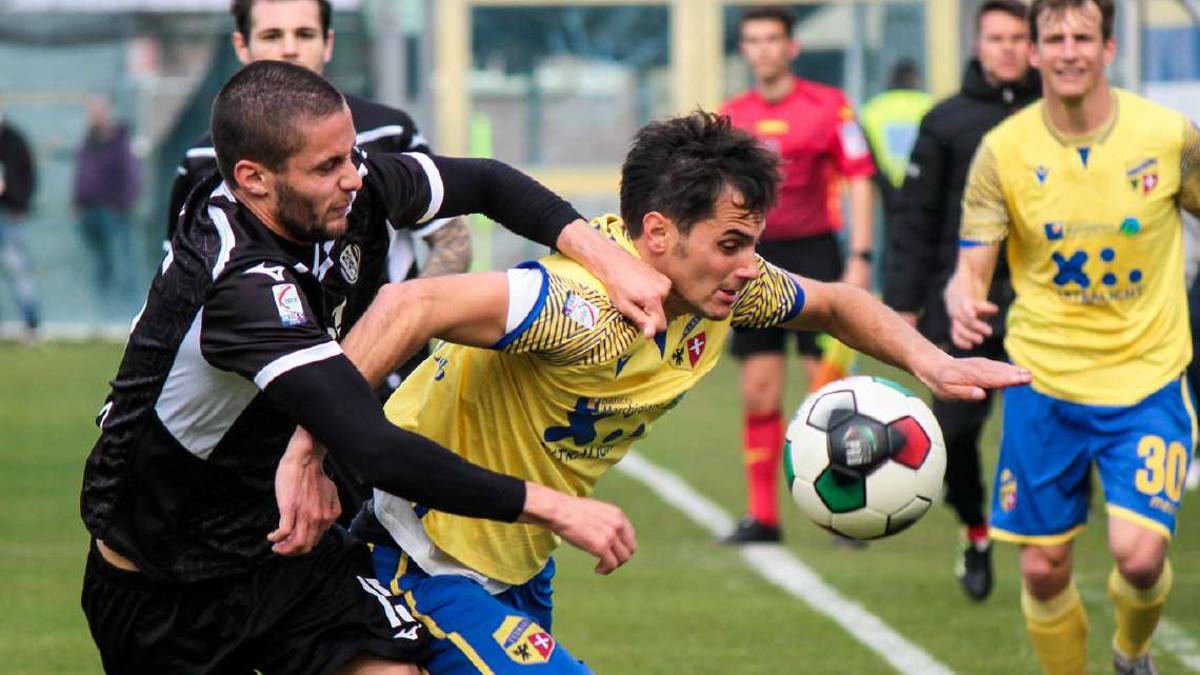 Calcio C, Cesena: riecco Gonnelli, Ciofi e Caturano