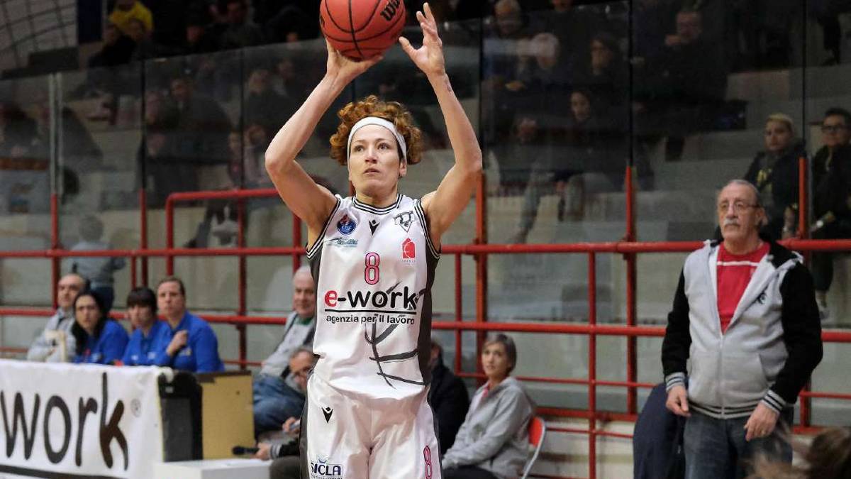 Basket A2 donne, il pre-campionato della E-Work Faenza