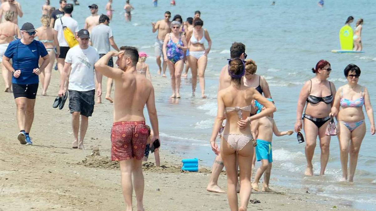Rimini, spiaggia: sono 7 i varchi di accesso nel week-end