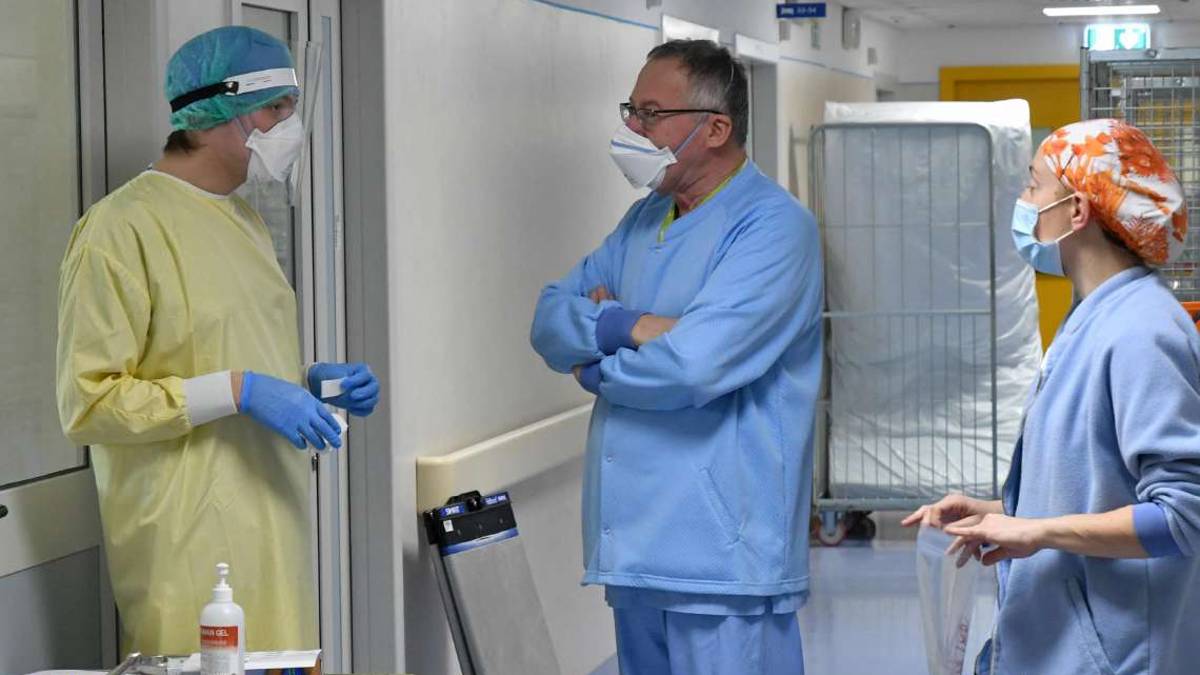 Forlì, Ausl: Per guarire dal Covid può volerci un anno
